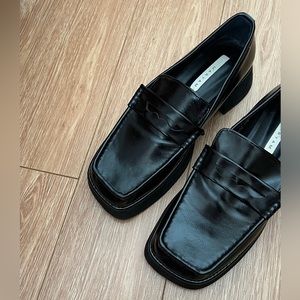 Brand new black leather loafers